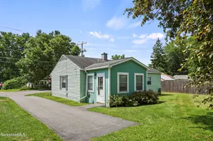 832 East St, Lee, MA 01238 - Photo 27