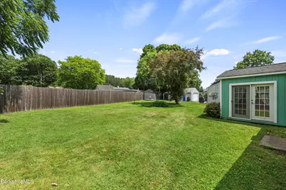 832 East St, Lee, MA 01238 - Photo 7