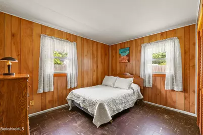832 East St, Lee, MA 01238 - Photo 21