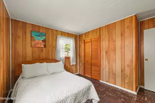 832 East St, Lee, MA 01238 - Photo 23