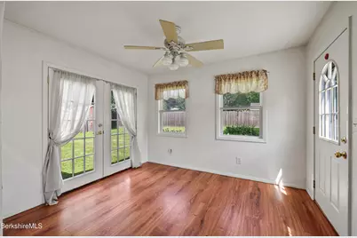 832 East St, Lee, MA 01238 - Photo 5