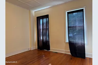 21-23 Newell St, Pittsfield, MA 01201 - Photo 5