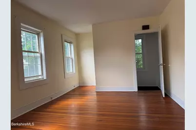 21-23 Newell St, Pittsfield, MA 01201 - Photo 23