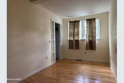 21-23 Newell St, Pittsfield, MA 01201 - Photo 11