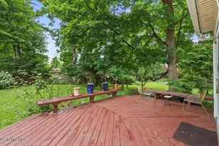 136 Pomeroy Ave, Pittsfield, MA 01201 - Photo 33