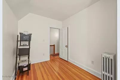 136 Pomeroy Ave, Pittsfield, MA 01201 - Photo 25