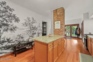 136 Pomeroy Ave, Pittsfield, MA 01201 - Photo 11
