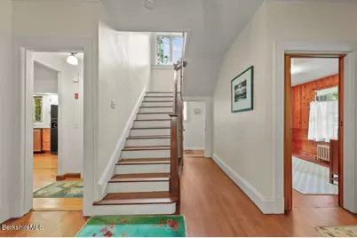 136 Pomeroy Ave, Pittsfield, MA 01201 - Photo 15