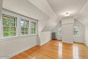 136 Pomeroy Ave, Pittsfield, MA 01201 - Photo 29