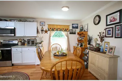 472 & 0 Upper E Hoosac St, Adams, MA 01220 - Photo 9