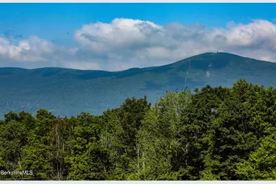 472 & 0 Upper E Hoosac St, Adams, MA 01220 - Photo 23