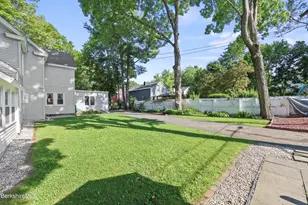 62 Pomeroy Ave, Pittsfield, MA 01201 - Photo 3