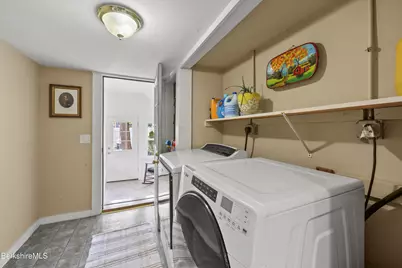 62 Pomeroy Ave, Pittsfield, MA 01201 - Photo 27