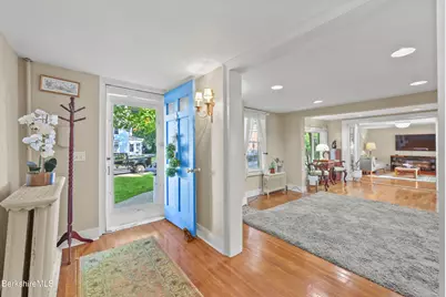 62 Pomeroy Ave, Pittsfield, MA 01201 - Photo 9