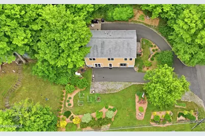 26 Mahkeenac Rd, Stockbridge, MA 01262 - Photo 3