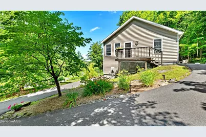 26 Mahkeenac Rd, Stockbridge, MA 01262 - Photo 5