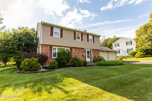 70 Rockland Dr, Pittsfield, MA 01201 - Photo 5