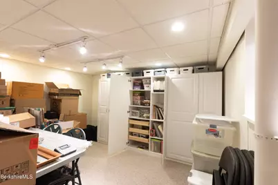 70 Rockland Dr, Pittsfield, MA 01201 - Photo 33