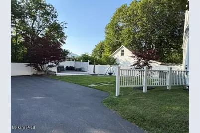 32 Summer St, Adams, MA 01220 - Photo 41