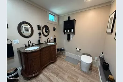 32 Summer St, Adams, MA 01220 - Photo 29