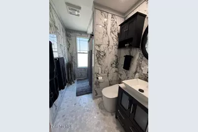 32 Summer St, Adams, MA 01220 - Photo 19