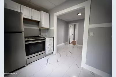 68 Union St, Pittsfield, MA 01201 - Photo 5