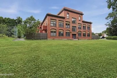60 North St #16, Dalton, MA 01226 - Photo 7