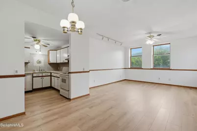 60 North St #16, Dalton, MA 01226 - Photo 19