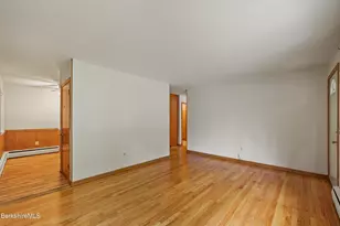 16 Wealthy Ave, Pittsfield, MA 01201 - Photo 5