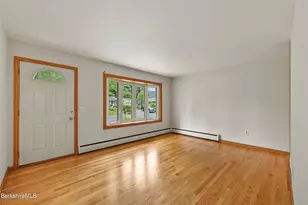 16 Wealthy Ave, Pittsfield, MA 01201 - Photo 7