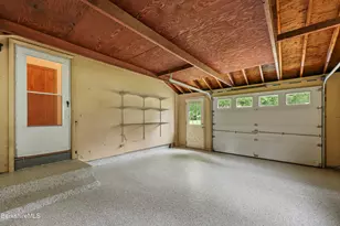 16 Wealthy Ave, Pittsfield, MA 01201 - Photo 25