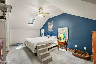15 Silver St, Lee, MA 01238 - Photo 35