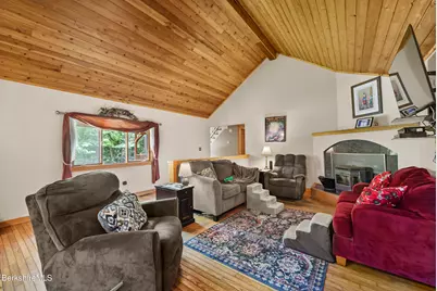15 Silver St, Lee, MA 01238 - Photo 11