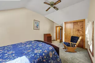 15 Silver St, Lee, MA 01238 - Photo 33