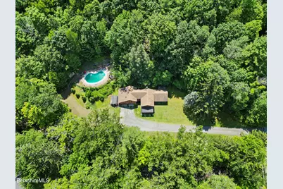 15 Silver St, Lee, MA 01238 - Photo 43