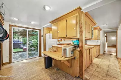 15 Silver St, Lee, MA 01238 - Photo 25