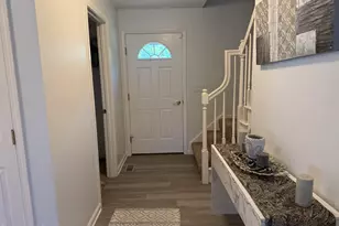 14 Richardson St, Cheshire, MA 01225 - Photo 9