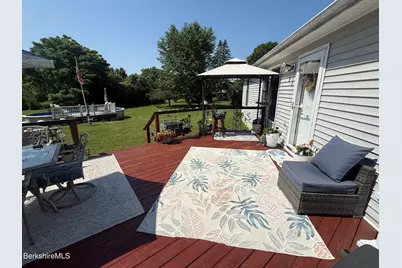14 Richardson St #14, Cheshire, MA 01225 - Photo 27