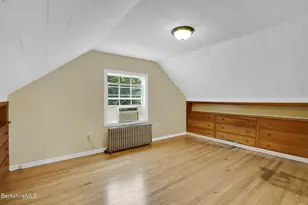 22 Wealthy Ave, Pittsfield, MA 01201 - Photo 23