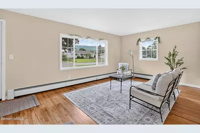 22 Wealthy Ave, Pittsfield, MA 01201 - Photo 17
