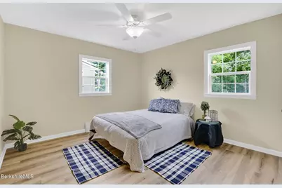 22 Wealthy Ave, Pittsfield, MA 01201 - Photo 21