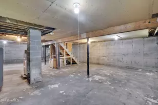 22 Wealthy Ave, Pittsfield, MA 01201 - Photo 35
