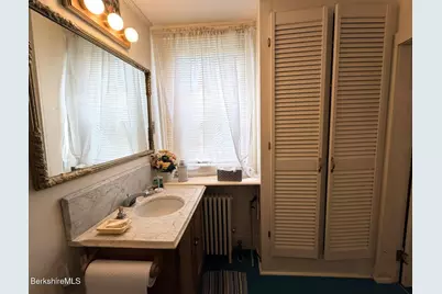 58 Quincy St, North Adams, MA 01247 - Photo 11