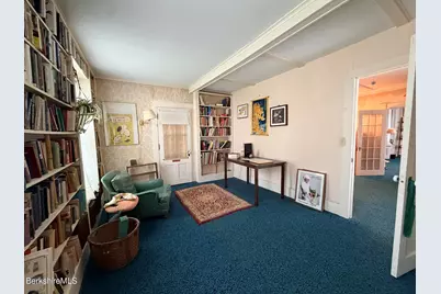58 Quincy St, North Adams, MA 01247 - Photo 25