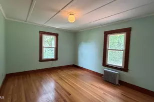 47 Beacon St, North Adams, MA 01247 - Photo 19