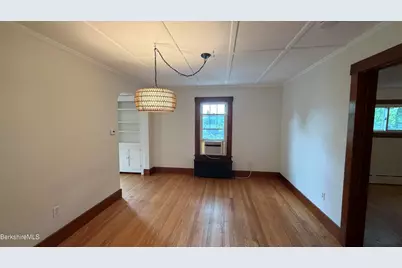 47 Beacon St, North Adams, MA 01247 - Photo 11