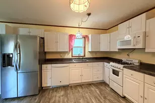 12 Apache Dr, North Adams, MA 01247 - Photo 7
