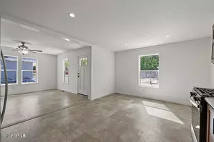 395 Cheshire Rd, Pittsfield, MA 01201 - Photo 9