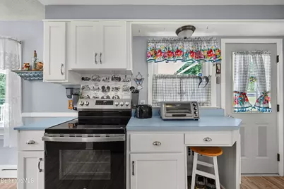 67 Partridge Rd, Pittsfield, MA 01201 - Photo 17