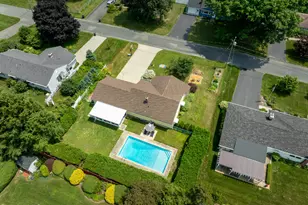 24 Rockland Dr, Pittsfield, MA 01201 - Photo 31